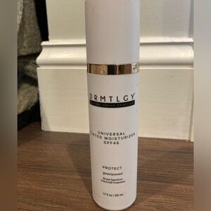 DRMTLGY Medical Grade Skin Care Universal Tinted Moisturizer SPF46